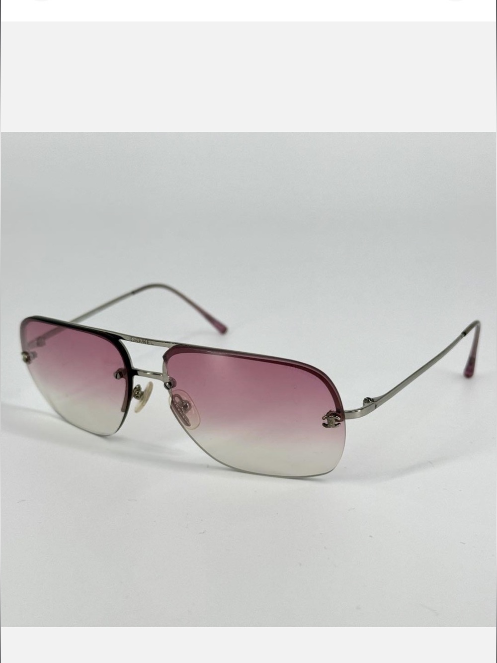 Like New💗CHANEL Pink Gradient Rimless Aviator Sunglasses